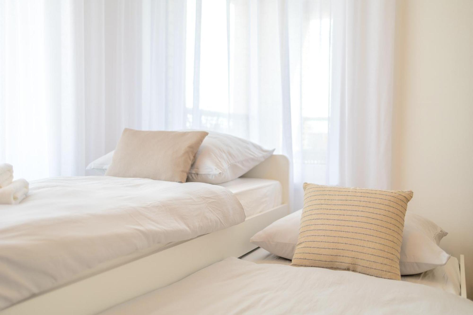 Bright 2Br - 5Th Floor, Balcony, Free Parking By Gravity Prague Apartment Luaran gambar